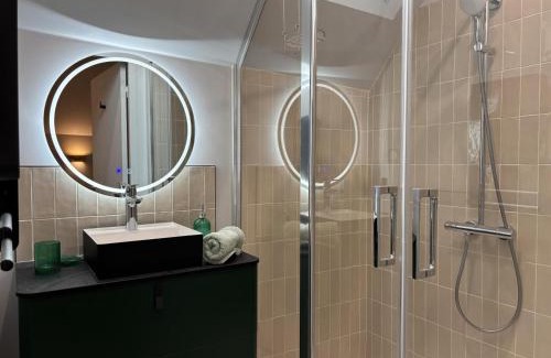 Autry-Issards House | Gîte confortable 8 pers à Autry-Issards avec jardin fermé et animaux acceptés - FR-1-489-577