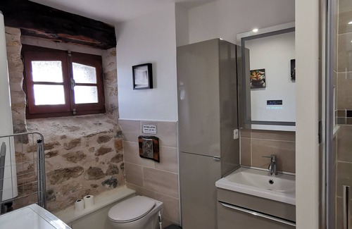 Chamboulive Apartment | Gîte Corrézien 3 pers. Heated swimming pool