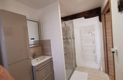 Chamboulive Apartment | Gîte Corrézien 3 pers. Heated swimming pool