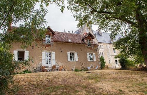 Arthon House | Gîte cosy en Berry avec jardin et parking, proche de Châteauroux, pour 10 personnes - FR-1-591-31