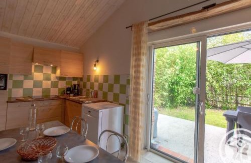 Saint-Christophe-du-Bois House | Gîte cosy entre Cholet et Puy du Fou, terrasse, accueil PMR, proche sites touristiques, parking inclus - FR-1-622-32