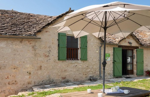 Saint-Georges-de-Levejac House | Gîte du Bouquet 4/5 persons