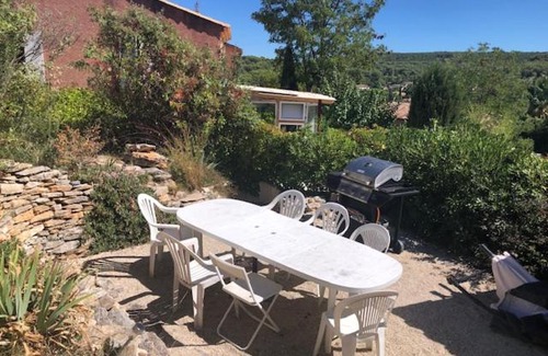 Ventabren House | Gîte dans maison et jardin