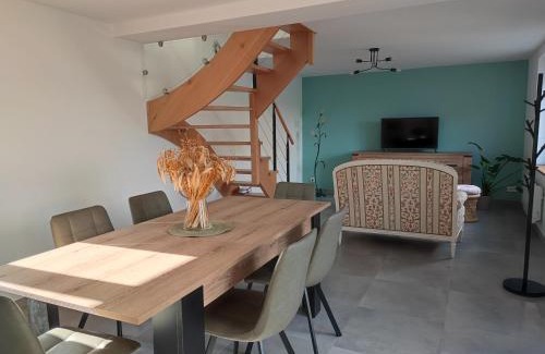 Bacilly House | Gîte de Cantilly meublé de tourisme 3 étoiles *