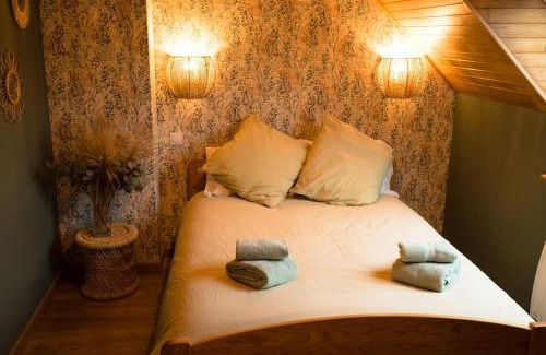 Sougeal House | Gîte de charme avec Spa, baie du Mont St Michel