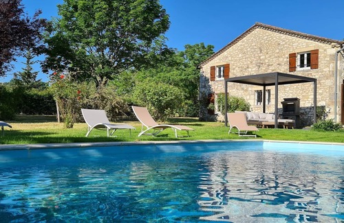 Parranquet House | Gîte de Charme Piscine Privée Chauffée Climatisé Wifi aux Portes du Périgord 4