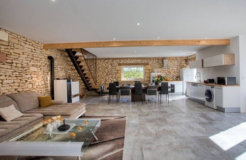 Archignac House | Gîte DE Charme Piscine Privee Chauffee Mons & Merveilles EN Dordogne A Archignac