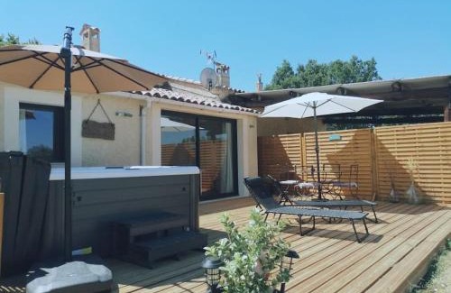 Malaucene House | Gîte de charme SPA privatif L'oustau di Tonin