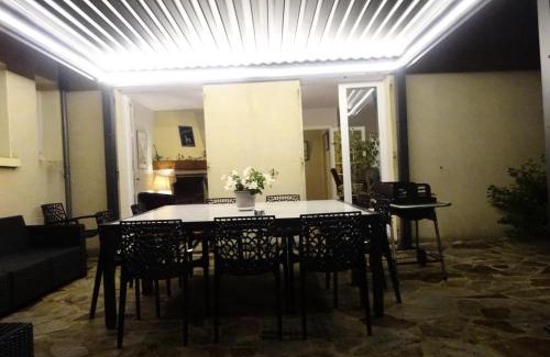 Monceaux-sur-Dordogne Apartment | Gîte de France Les saulieres 3 épis - Gîte de France 10 personnes MAE-1323