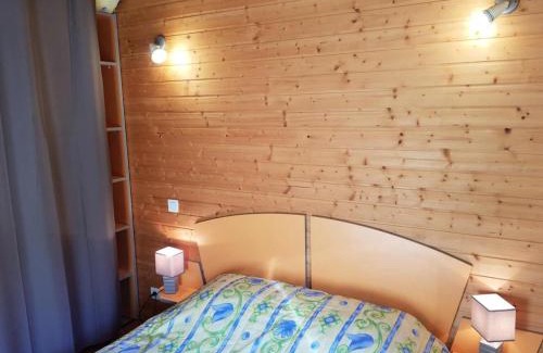 Laval-sur-Luzege Apartment | Gîte de France Chalet - Gîte de France 4 personnes MAE-6494