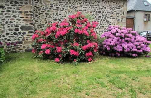 Rilhac-Xaintrie Villa | Gîte de France in Rilhac Xaintrie 2 ears - Gîte de France 4 people