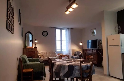 Curemonte Villa | Gîte de France Gîte valley of the Soudoire 3 ears - Gîte de France 6 people