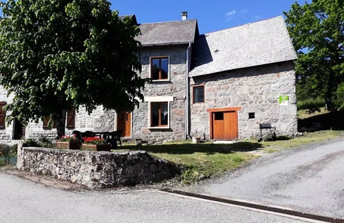 Alleyrat Villa | Gîte de France in Alleyrat 3 ears - Gîte de France 4 people