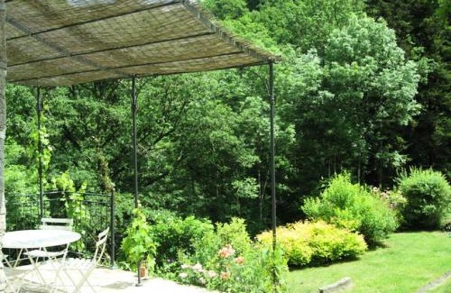 Gimel-les-Cascades Apartment | Gîte de France La rapiette 3 épis - Gîte de France 4 personnes MAE-3701