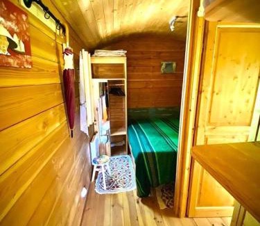 Cublac Apartment | Gîte de France La roulotte - Gîte de France 4 personnes MAE-4651