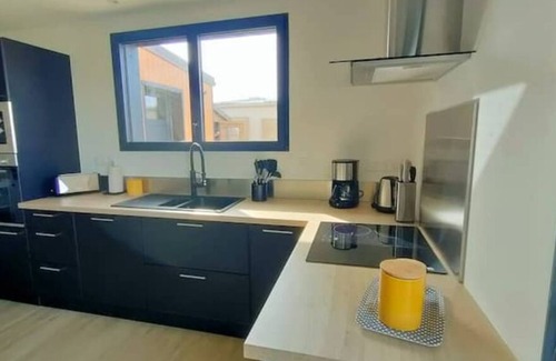 Plouarzel House | Gîte de Kerlan Proche Plages et Gr34