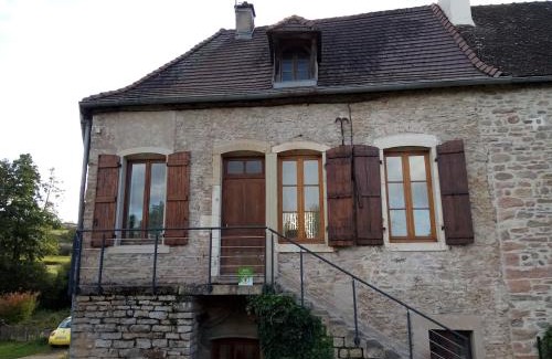 Bissey-sous-Cruchaud House | Gîte de l 'Angeline