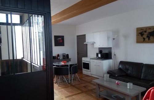 Bissey-sous-Cruchaud House | Gîte de l 'Angeline