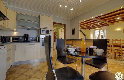 Outriaz House | Gîte De L'arbépin - Outriaz