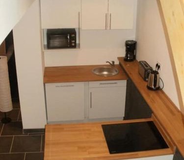 Sedan Apartment | Gîte de la buse, secteur calme,2 chambres, Netflix