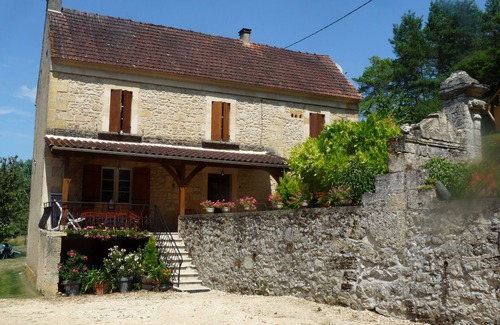 Campagne House | Gîte de la Fontaine, renovated in 2016, in Périgord with Jardin