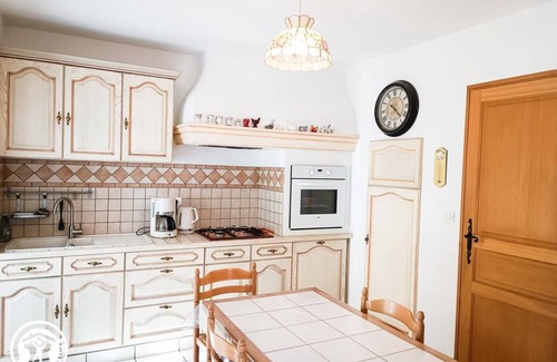 Autoire House | Gîte de la Maynardière - AUTOIRE