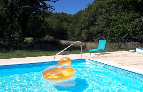 Brantome-en-Perigord House | Gîte de la Roque Swimming pool Animals Activities Brantome in Périgord on foot