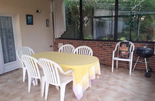 Allemant House | Gîte de la traverse, 2 à 6 personnes