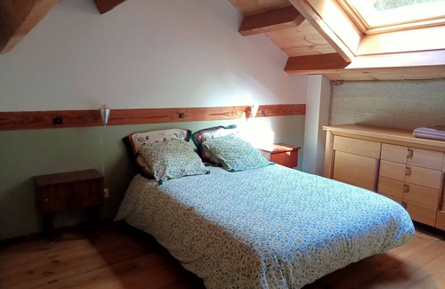 Escaro Cottage | Gîte de Montagne, Chauffé au Bois Dans un Cadre Naturel Exeptionnel