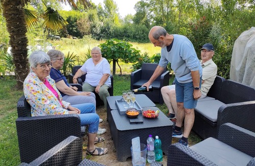 Denee House | Gîte des Goganes sleeps 12