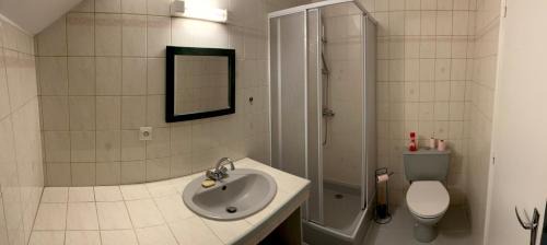 Saint-Pierre-des-Nids House | Gîte des halles : 4-6 pers. Maison de bourg.