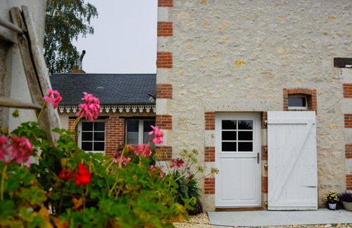 Civray House | Gîte des ouches - piscine