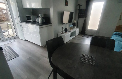 Nebouzat House | Gîte des pivoines