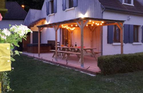 Chevroches House | Gîte du Flotteur