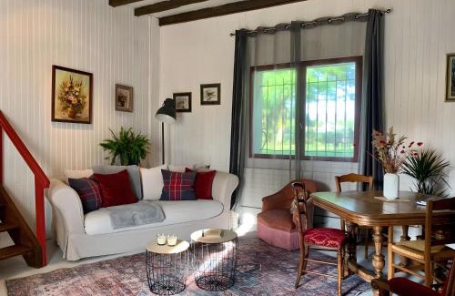 Chambourg-sur-Indre House | Gîte Du Petit Manoir De La Noue