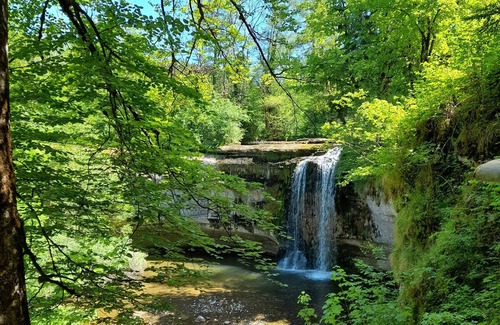 Bonnevaux Apartment | Gîte Entièrement Refait Dans une Ferme Comtoise au Milieu de la Nature