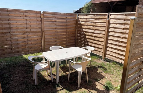 Artaix House | Gîte "entre Deux Eaux" - Les Gîtes de Lili