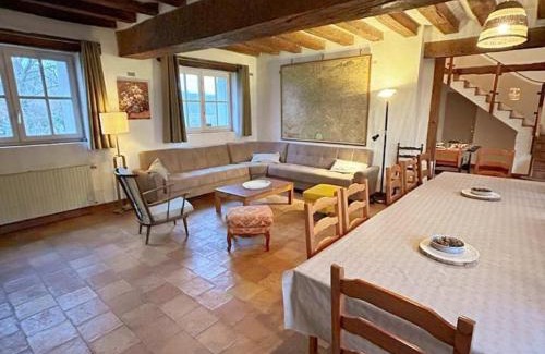 Thore-la-Rochette House | Gîte familial avec jacuzzi, baby-foot, fléchettes, et plus - idéal pour se ressourcer ou faire la fête ! - FR-1-491-414