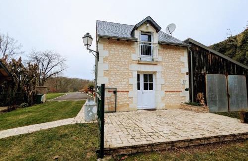 Faverolles House | Gîte familial avec piscine chauffée, terrain de sport et proximité ZooParc de Beauval et Valençay - FR-1-591-567