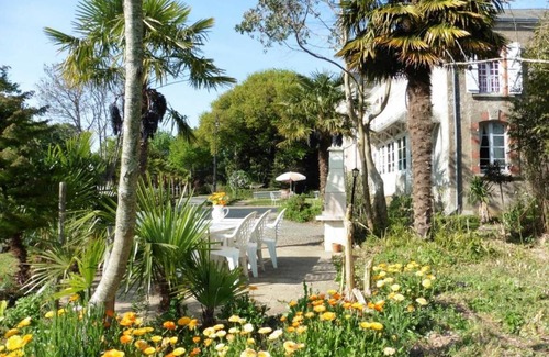 Le Champ-Saint-Pere House | Gîte familial en pleine nature avec piscine et activités proches des parcs O’Fun et O’Gliss - FR-1-426-238