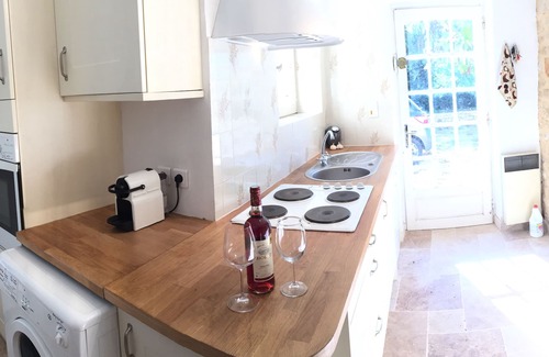 Coux-et-Bigaroque-Mouzens Cottage | Gîte Le Recoux - Charming Black Périgord Cottage close to Dordogne attractions