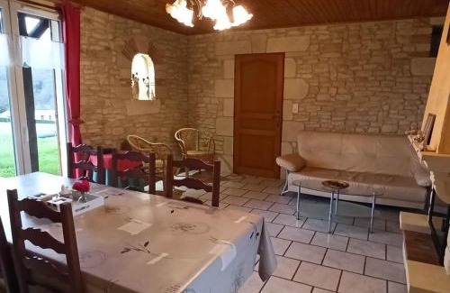 Fontenoy-le-Chateau House | Gîte idéal pour cure thermale, proche port de plaisance, terrasse et grand terrain. - FR-1-589-69