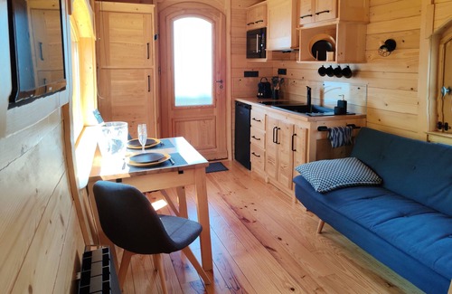 Nanteuil-la-Foret House | Gîte insolite en Champagne- Roulotte des Cahouriaux - 2/4 people