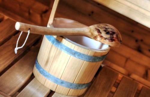 Saint-Germain-Lespinasse House | Gîte isolé avec piscine chauffée, spa, sauna et étang privé à 15 km de Roanne - FR-1-496-6