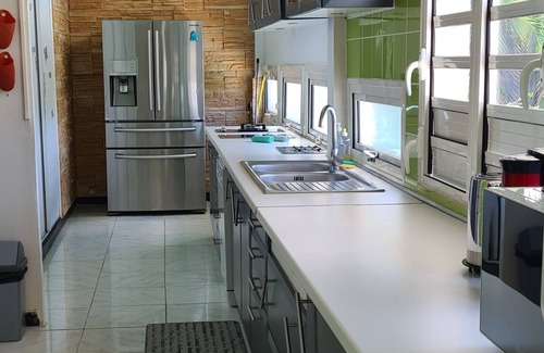 Petit-Bourg Villa | GÎTE KUMQUAT, T4 floor 3 bedrooms, mountain view, swimming pool