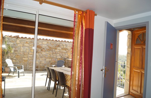 Saint-Etienne-de-Fontbellon Cottage | Gîte L'Oustal 5 pers.au Domaine de Lamourie swimming pool wifi
