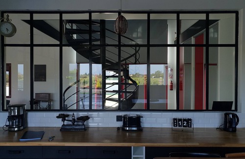 Montlouis-sur-Loire House | Gîte la Bulle Bien-être 4 stars: Swimming pool. Optional: Spa, Sauna, Massages.