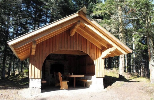 Husseren-Wesserling Cottage | Gîte La Famill y air