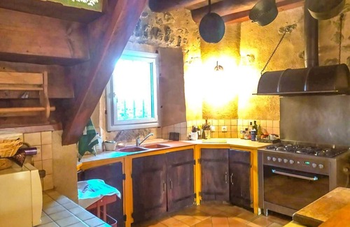 Saint-Symphorien House | Gîte La Fontaine 10/12 Personnes