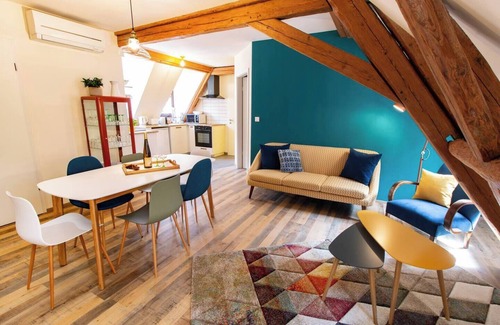 Eguisheim Apartment | GÎTE "LA GRANGE DE MADELEINE", HISTORIC CENTER OF EGUISHEIM